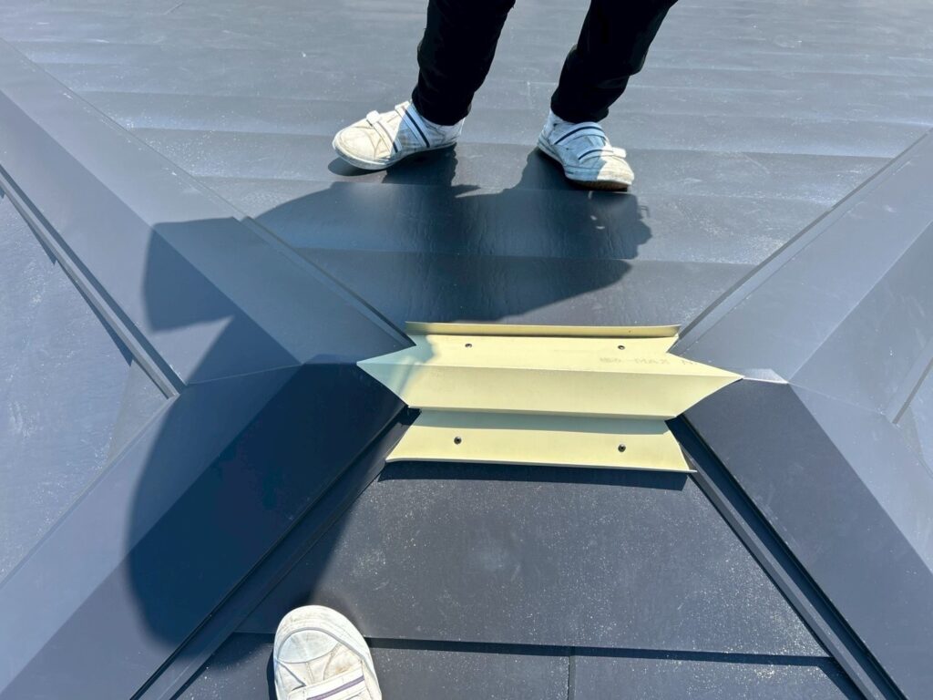 棟板金設置