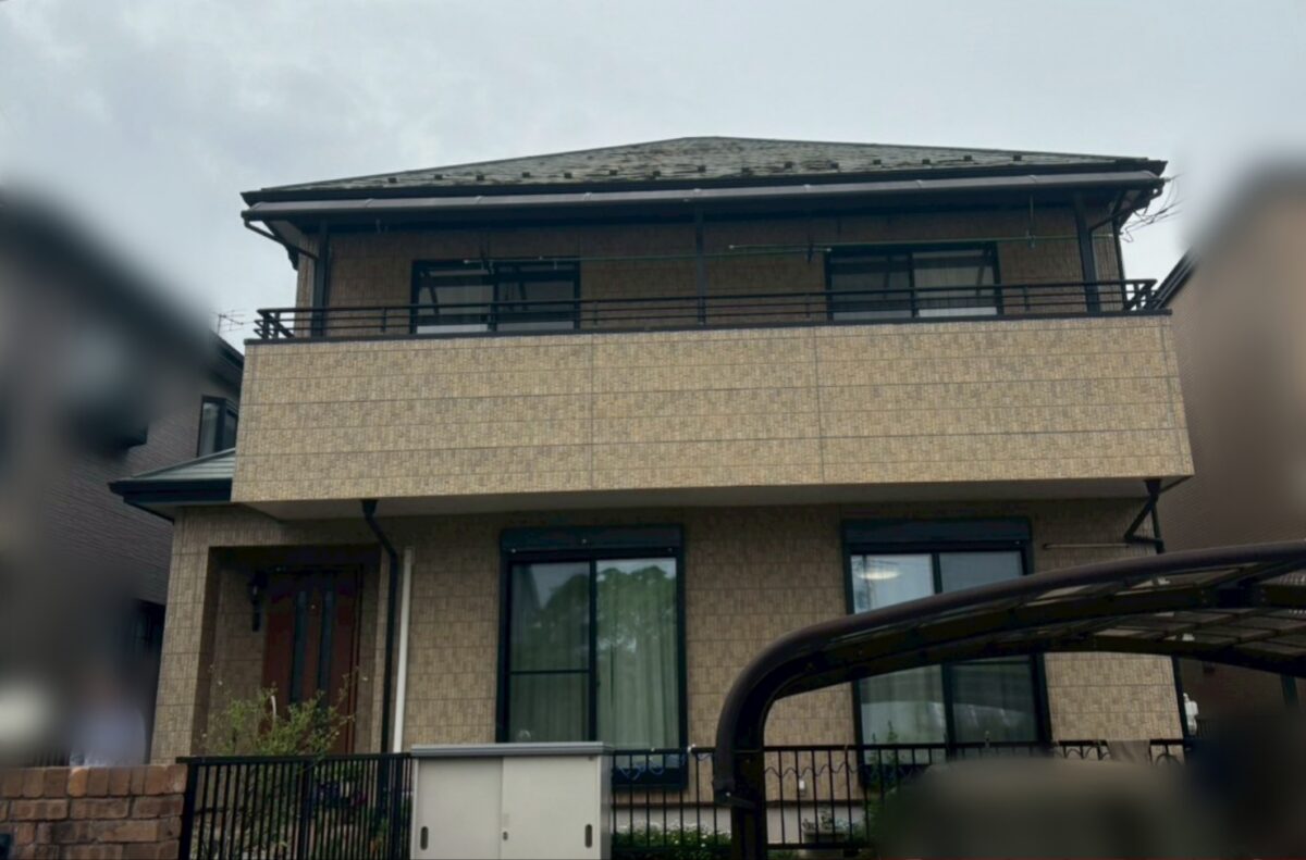 パミール屋根の劣化をカバー工法で解決！美しく耐久性アップ