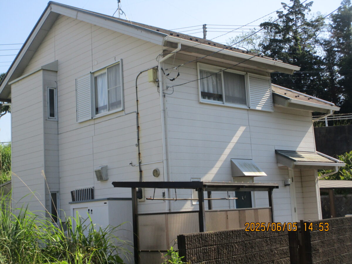 洗浄と塗装で美観・防水性・耐久性アップ！